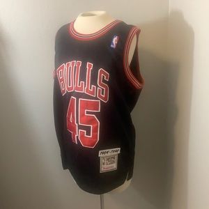Mitchell and Ness Michael Jordon Jersey xl 18-20